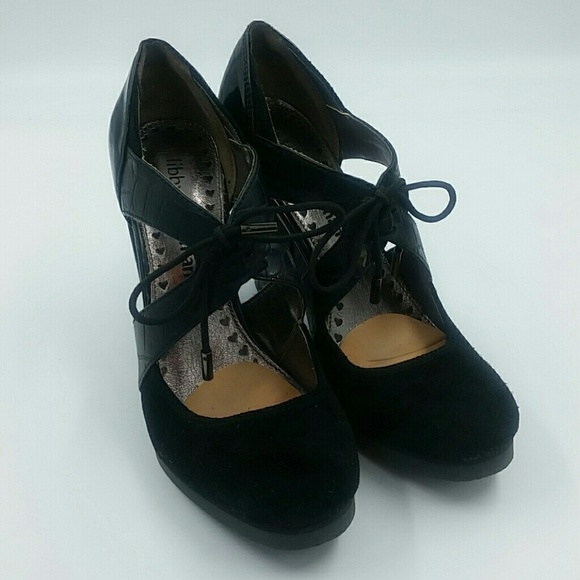 LIBBY EDELMAN l Suede Leather Embossed Pump - Picture 4 of 6